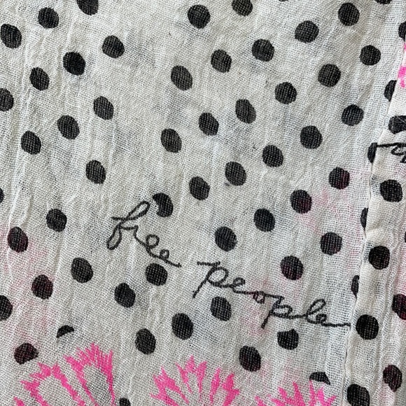 Free People Print Hobo Tote - Picture 2 of 6